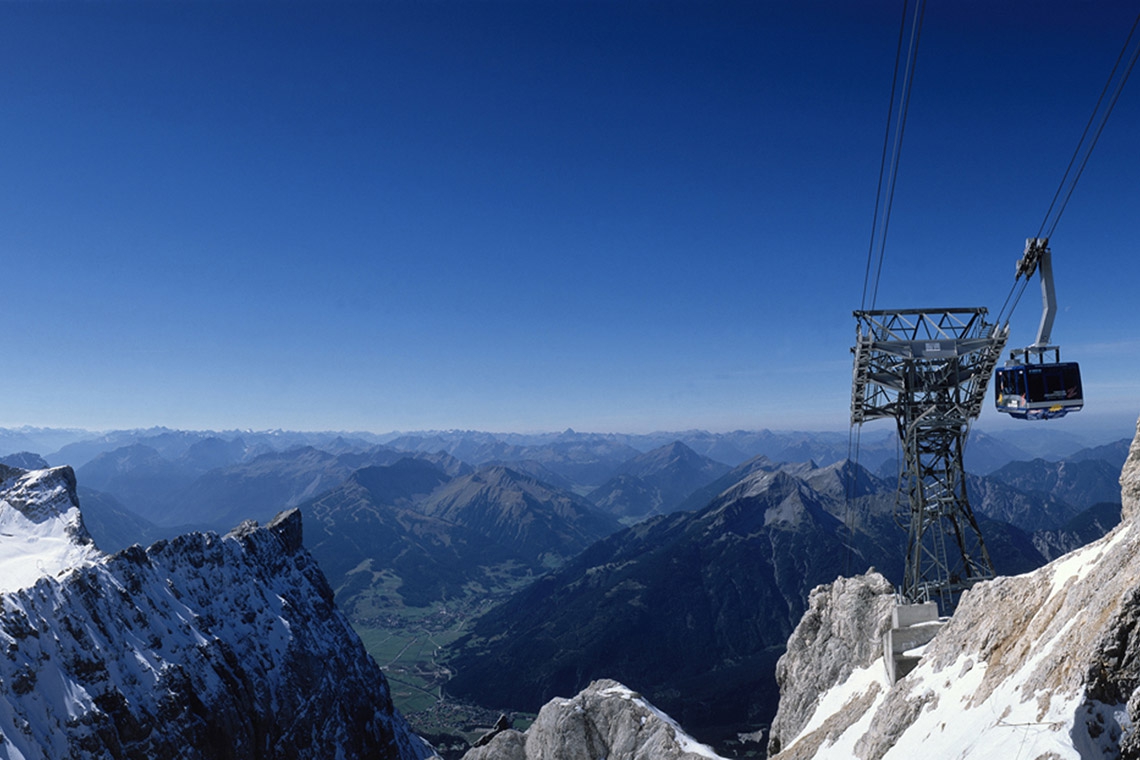 Die Tiroler Zugspitzbahn startet am 21. Mai in die Sommersaison